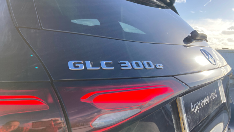 Mercedes-Benz GLC 300e 4Matic Urban Edition 5dr 9G-Tronic Estate